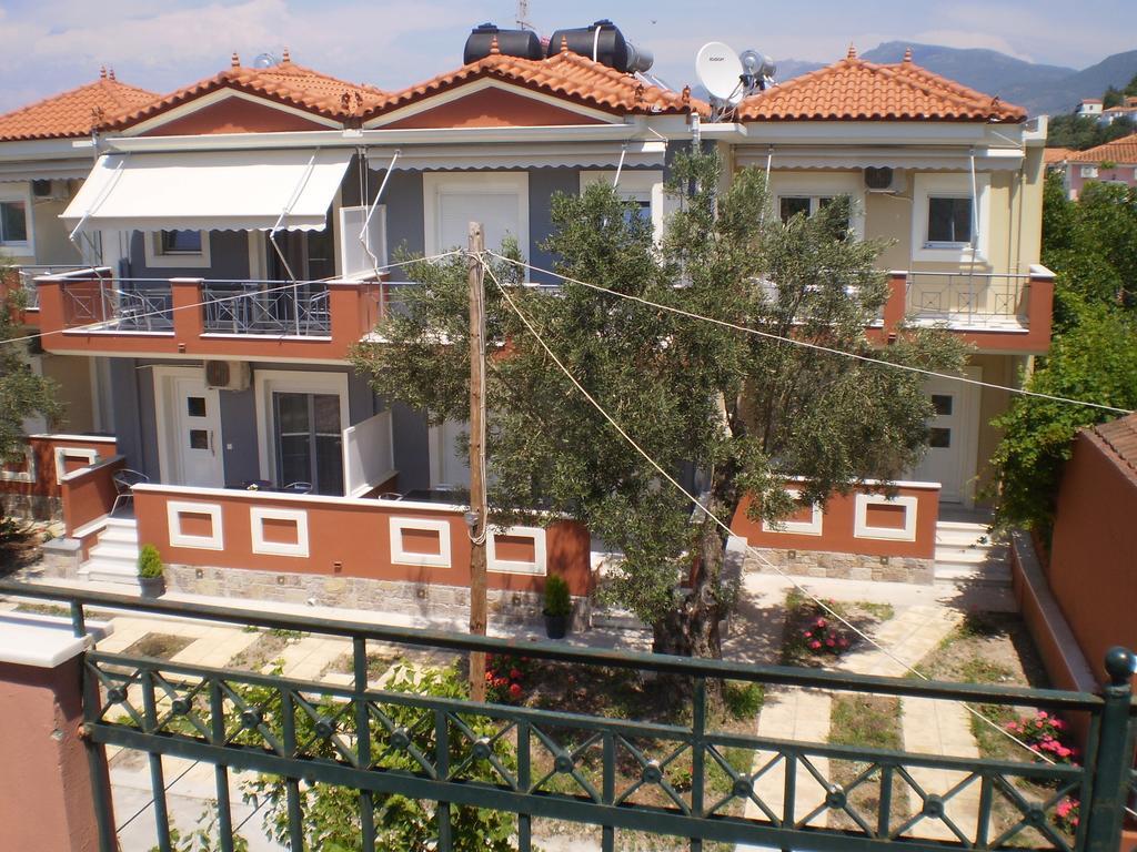 Irini Apartments Anaxos Phòng bức ảnh