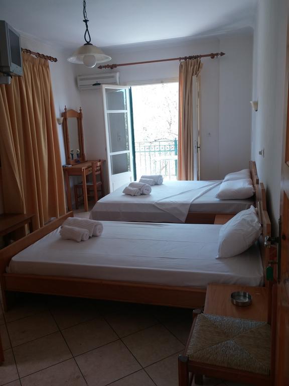 Irini Apartments Anaxos Ngoại thất bức ảnh